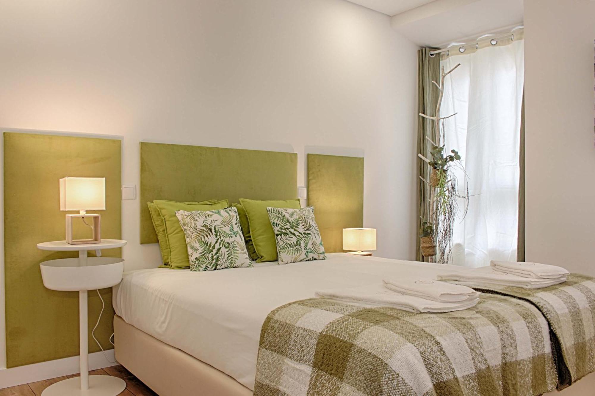 Guesthouse By Trip2Portugal ลิสบอน ภายนอก รูปภาพ