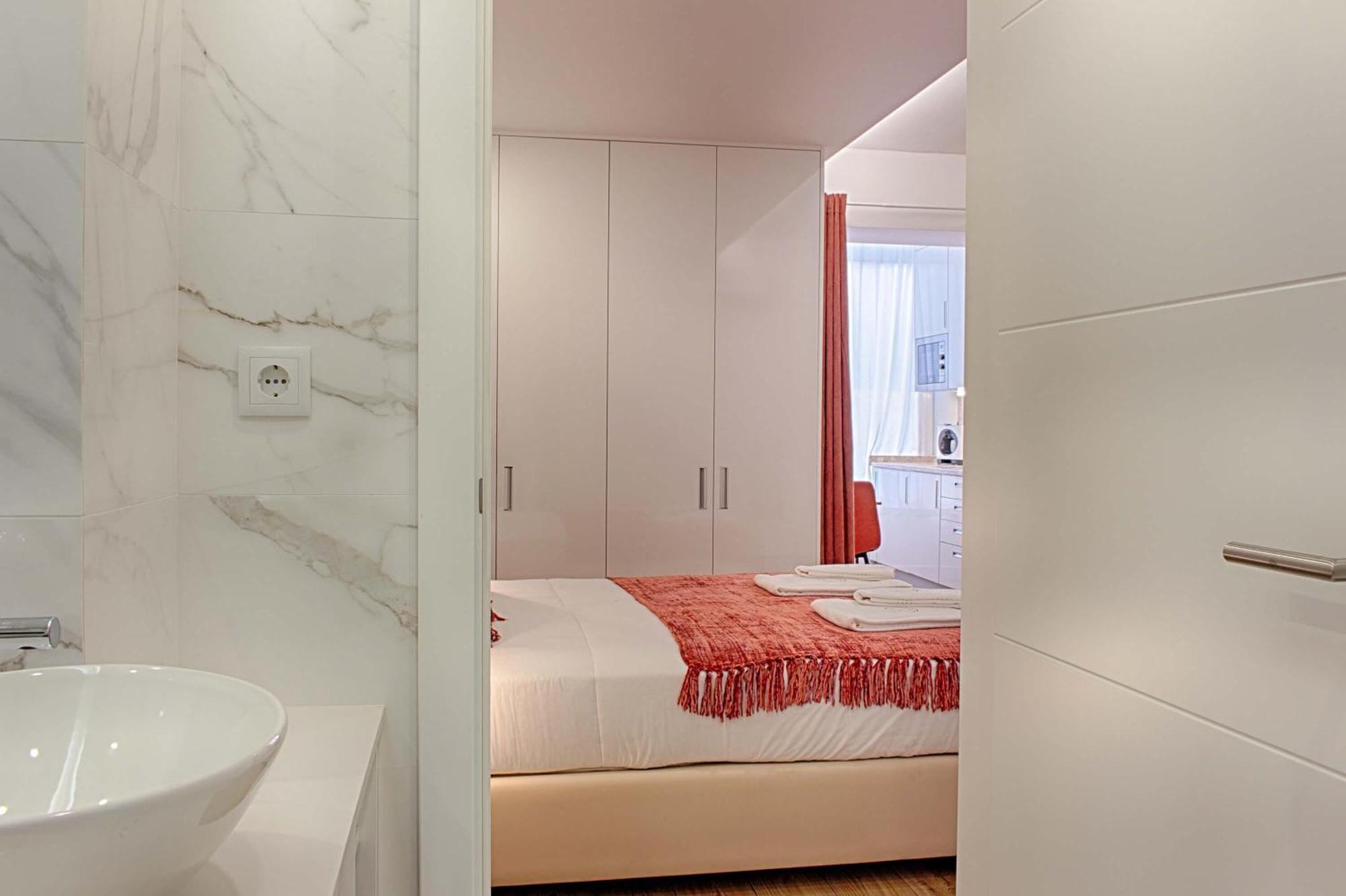 Guesthouse By Trip2Portugal ลิสบอน ภายนอก รูปภาพ