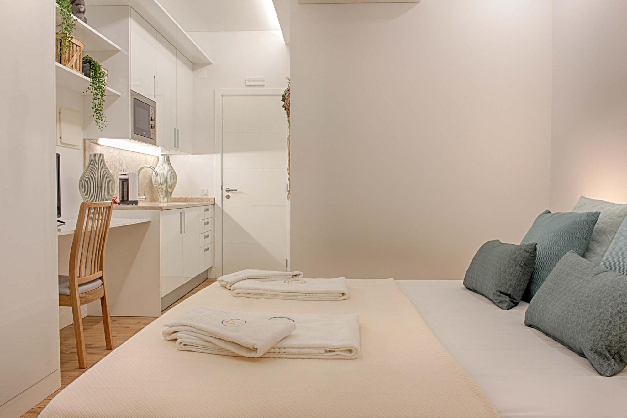 Guesthouse By Trip2Portugal ลิสบอน ภายนอก รูปภาพ