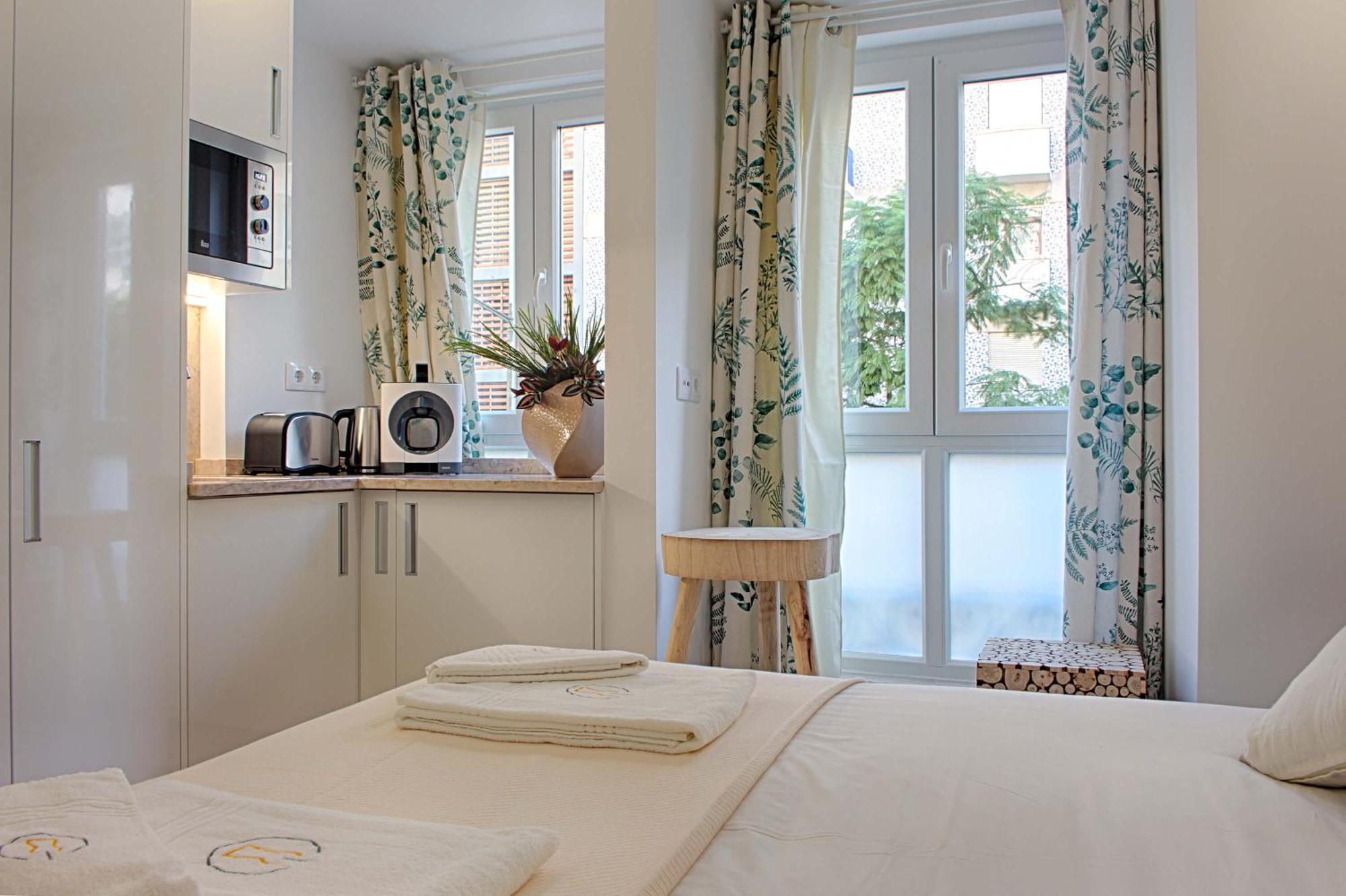 Guesthouse By Trip2Portugal ลิสบอน ภายนอก รูปภาพ